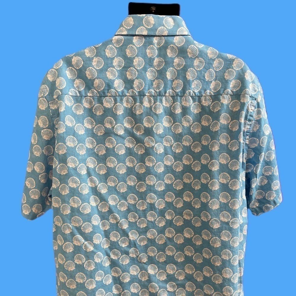 Charleston Threads Shell Linen Button Down Shirt - Picture 4 of 10